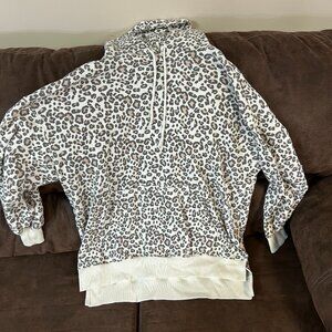 American Eagle cheetah print hoodie with slits on side